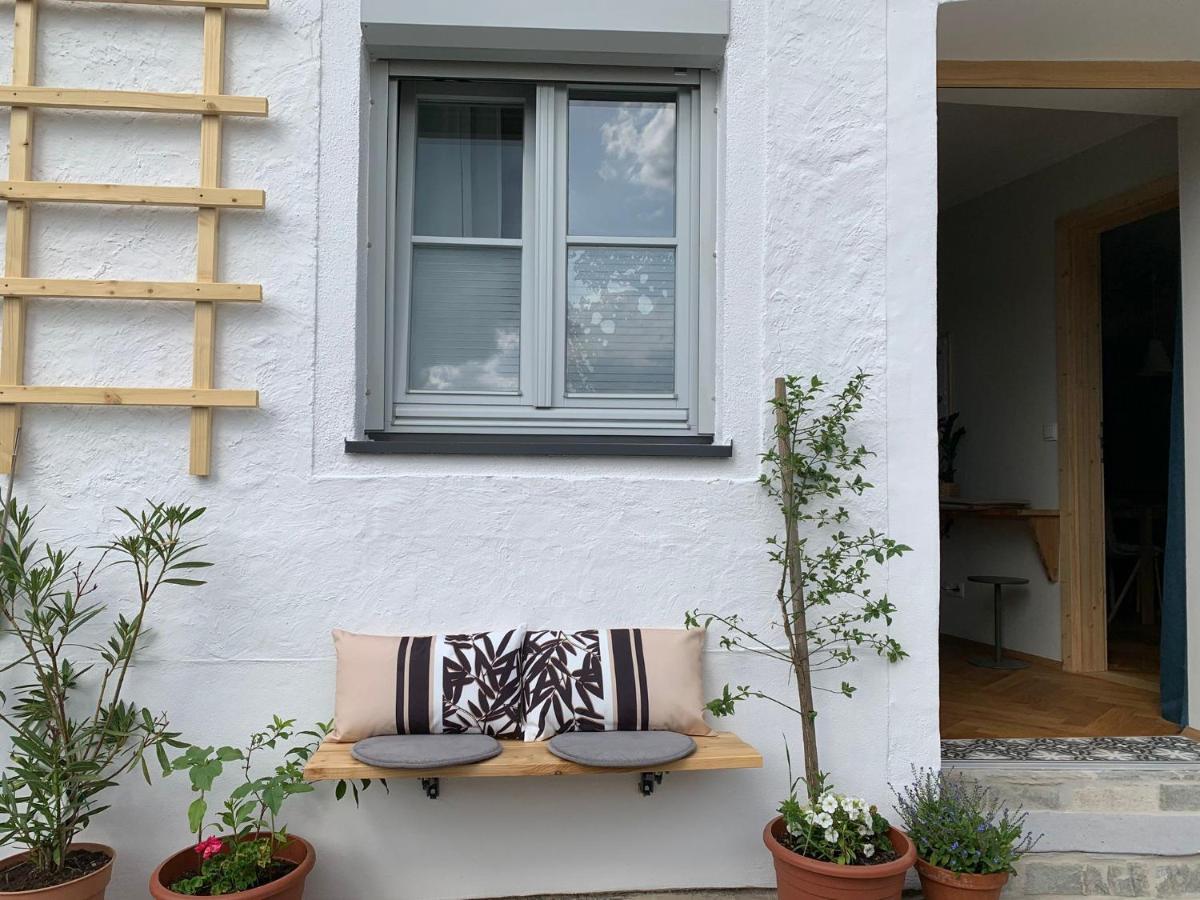 Kremsoase Appartement Buitenkant foto