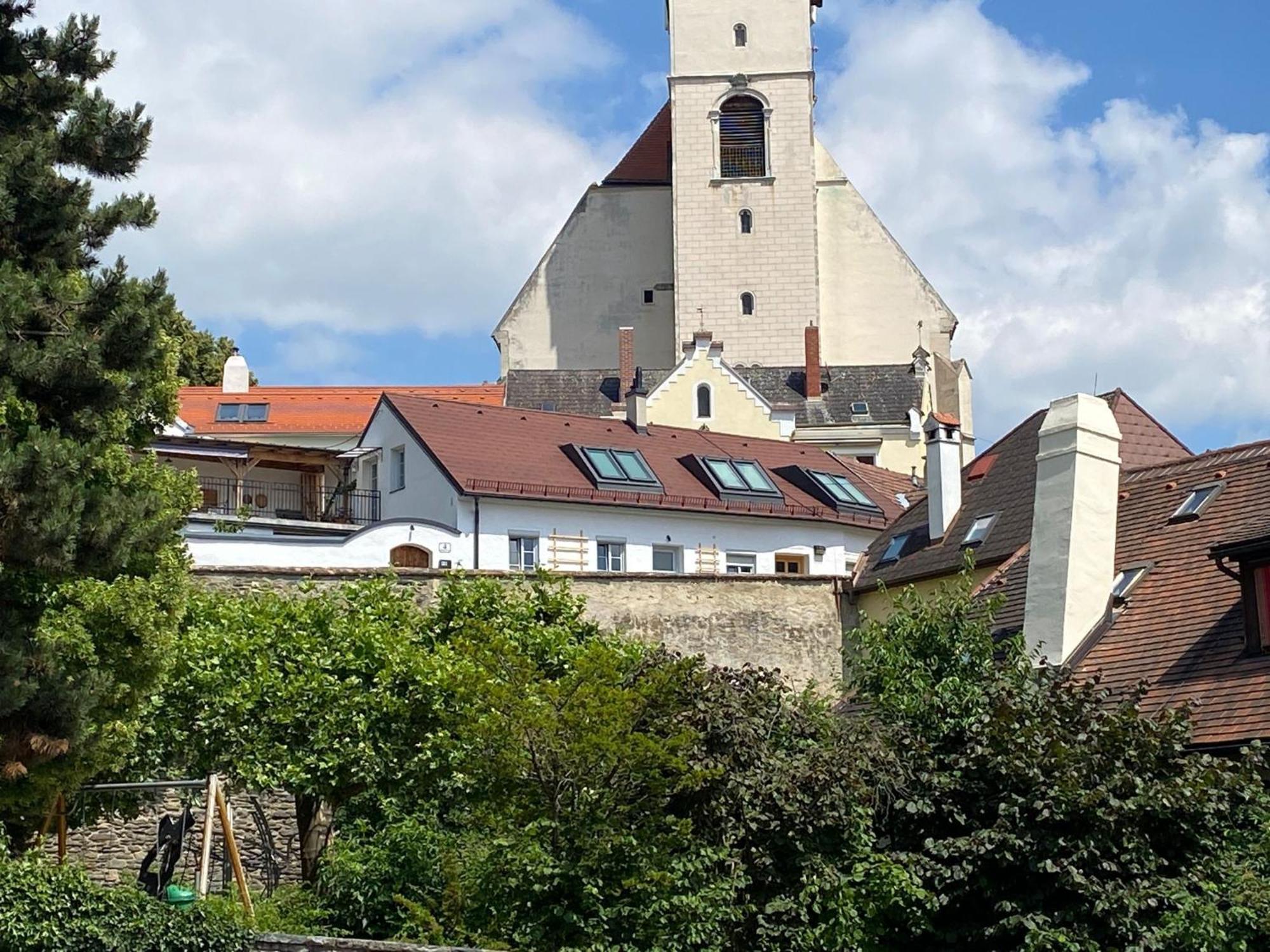 Kremsoase Appartement Buitenkant foto